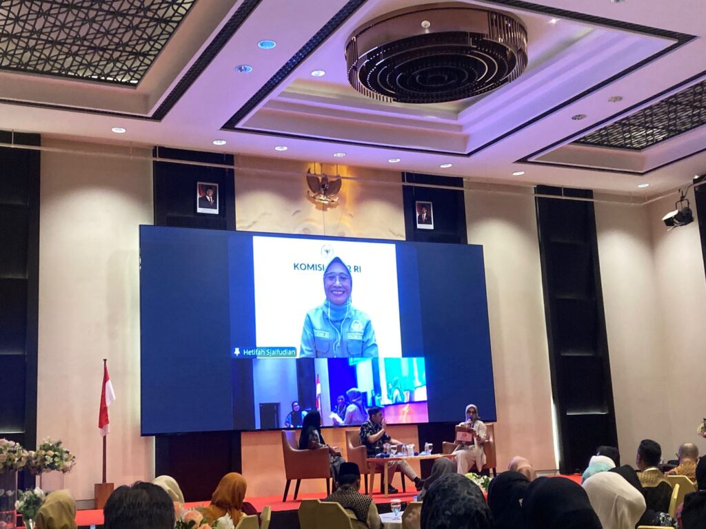 Ketua DPR RI, Hetifah Sjaifudian saat menjadi pembicara dalam sosialiasi bersama BRIN di Berau